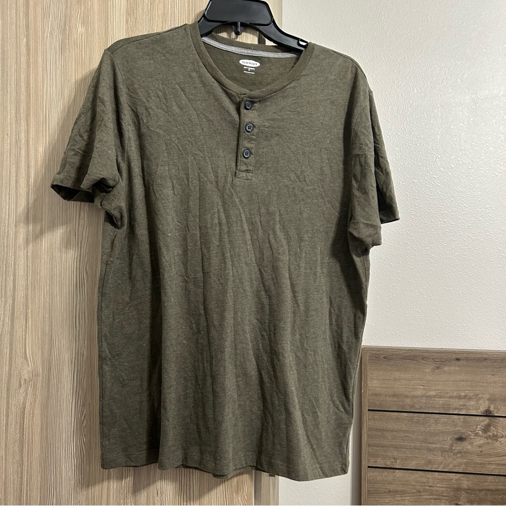 Old Navy Dark Olive Short Sleeve Henley